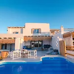 Sharm Mykonos ホテル 4*
