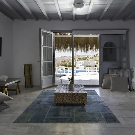 Sharm Mykonos